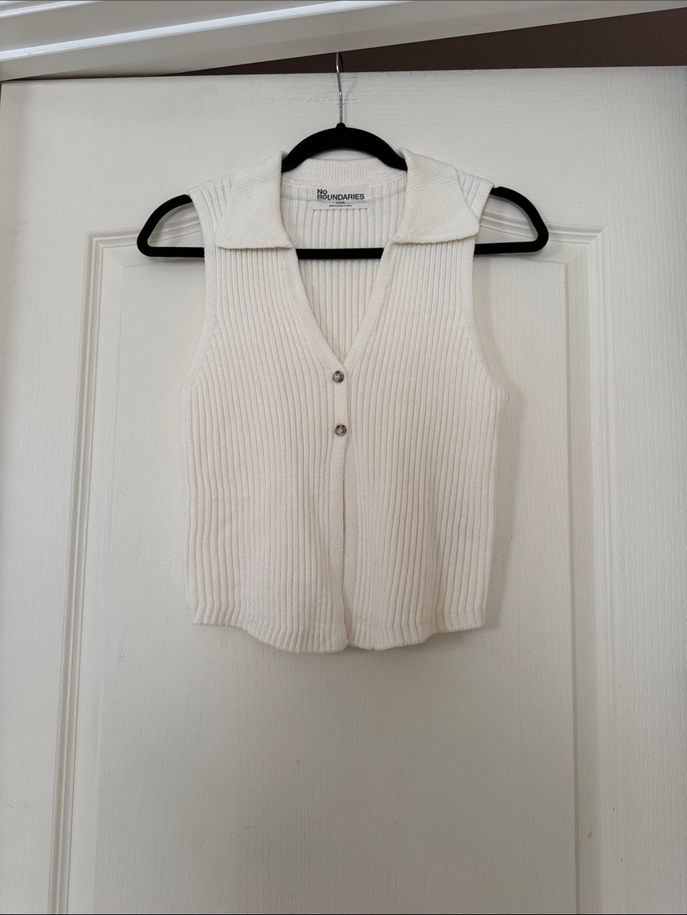 No Boundaries Ivory Ribbed Sleeveless Collared Button Tank